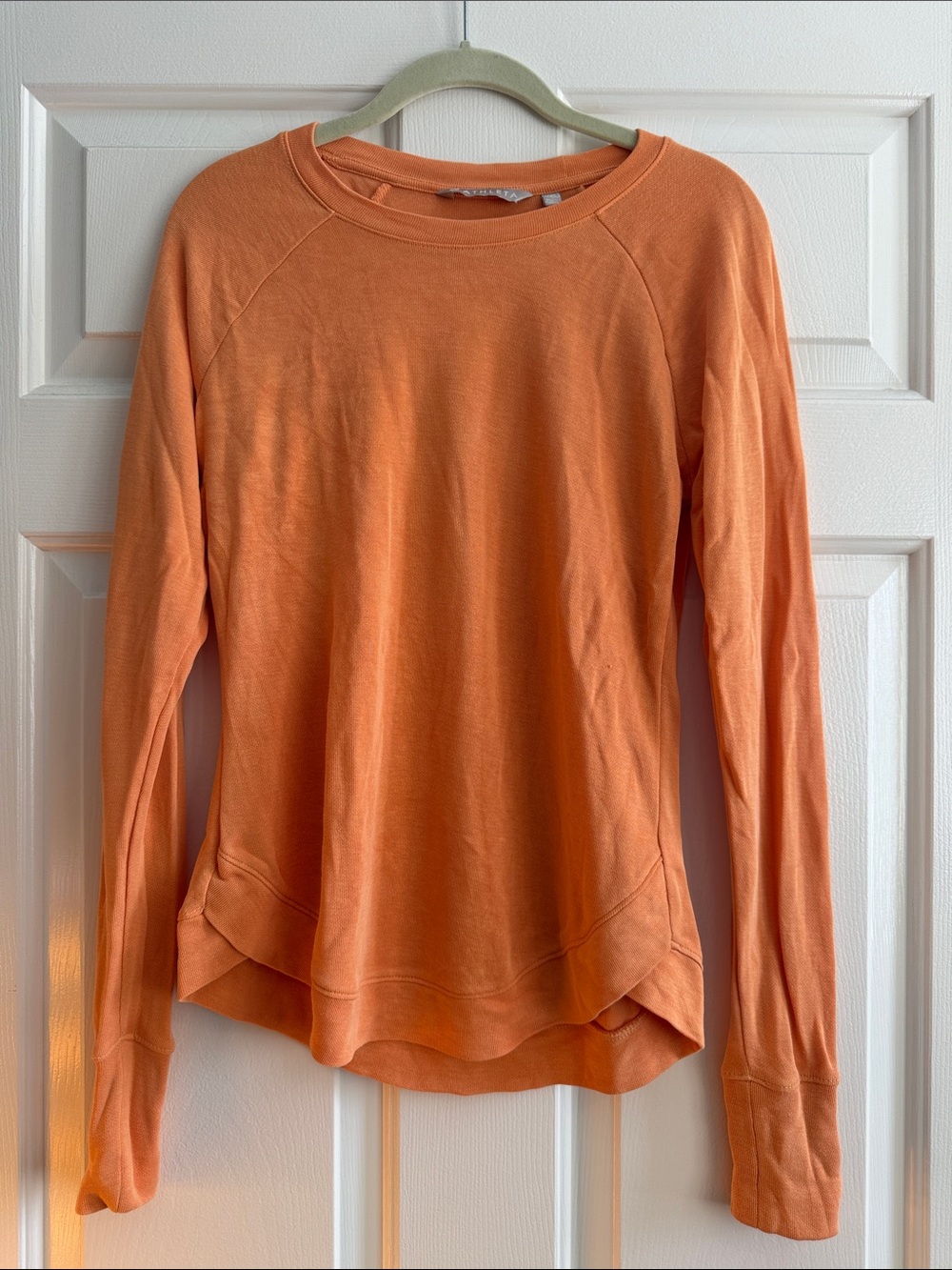 Athleta Women's Orange Long-Sleeve Lightweight Pullover Sweatshirt